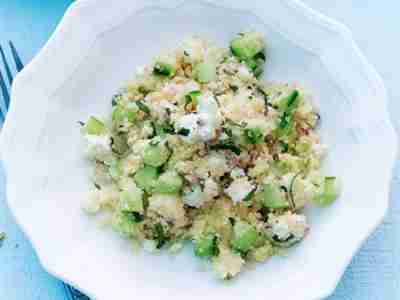 Couscous-Salat mit Gurke und Minze