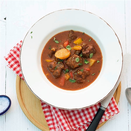 Fettarme Gulaschsuppe
