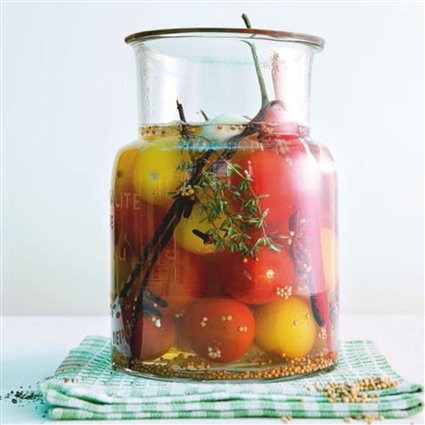 Eingelegte Gewürztomaten