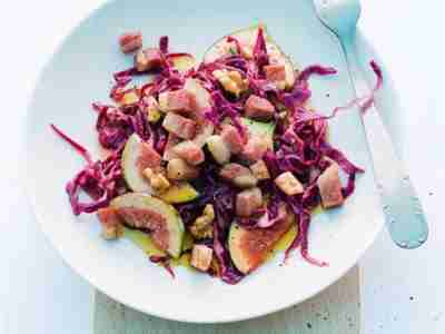 Rotkrautsalat mit Feigen und Entenbrust