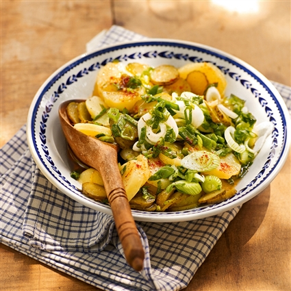 Frühlingszwiebel-Kartoffel-Salat