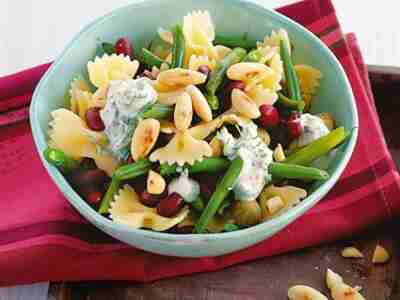 Bohnen-Nudel-Salat mit Joghurtdressing