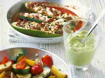 Gefüllte Zucchini mit Feta und Couscous
