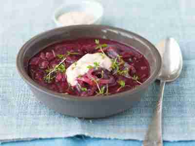 Rote Zwiebel-Suppe