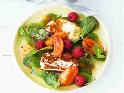 Mangoldsalat mit Aprikosen