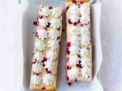 Johannisbeer-Baiser-Käsekuchen