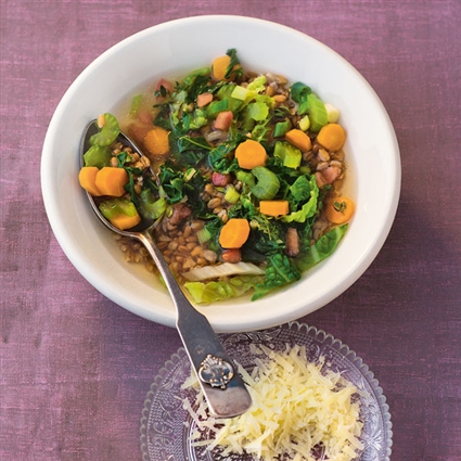 Dinkel-Minestrone