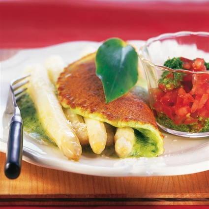 Bärlauch-Omelette mit Spargel