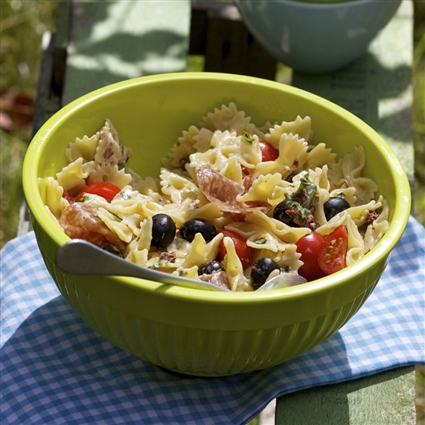 Nudelsalat mit Kirschtomaten