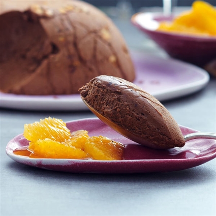 Nuss-Nougatmousse mit Orangenkompott