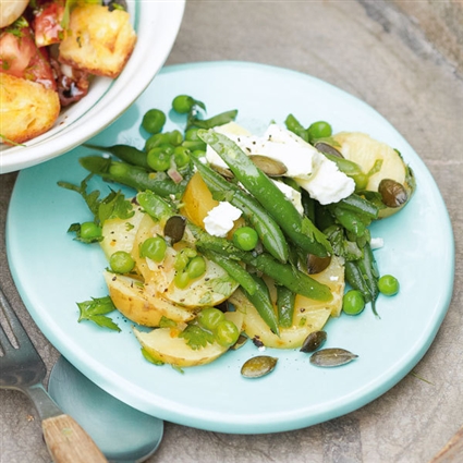 Grüner Kartoffelsalat mit Schafskäse
