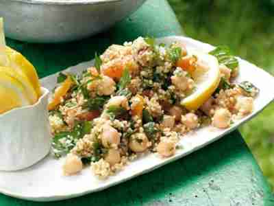 Orientalischer Couscoussalat mit Kichererbsen
