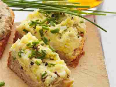 Kartoffelkäse mit Ei