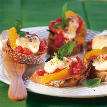 Tomaten-Orangen-Crostini