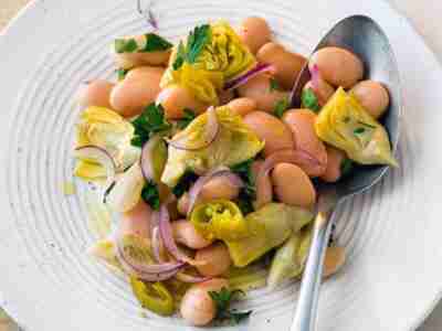 Weiße-Bohnen-Salat mit Artischocken