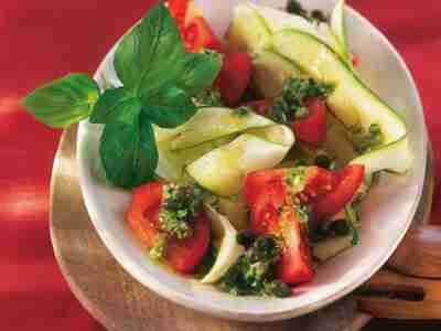Zucchinisalat mit Kapern