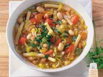 Minestrone mit Makkaroni