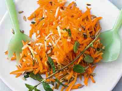 Möhren-Apfel-Salat