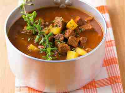 Party-Gulaschsuppe