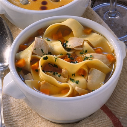 Nudelsuppe mit Huhn