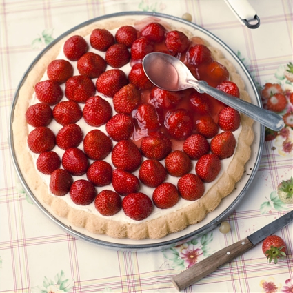Erdbeerkuchen mit Sahne