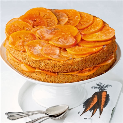 Möhren-Erdnuss-Kuchen mit Sharonfrüchten
