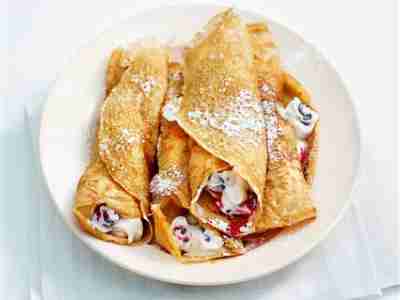 Gefüllte Espresso-Crêpes