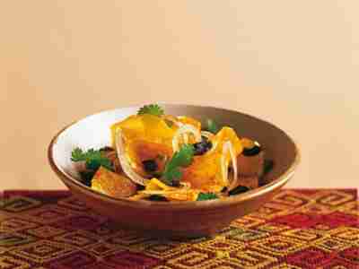 Orangen-Zwiebel-Salat mit frischem Koriander