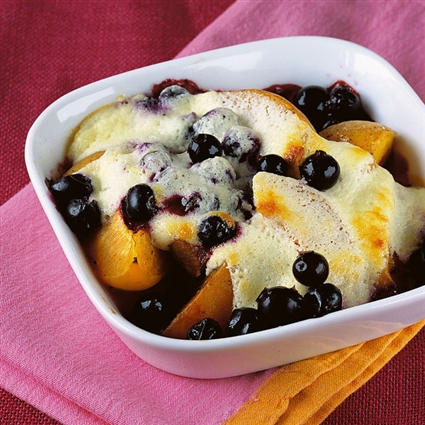 Aprikosen-Johannisbeer-Gratin