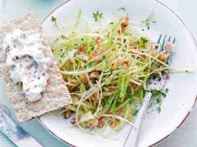 Spitzkohlsalat mit Birnen