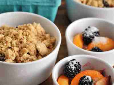 3-Früchte-Crumble für jede Obstsaison