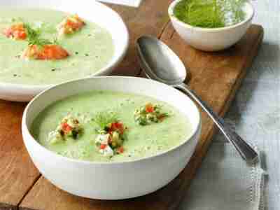 Zucchinicreme mit Mozzarella-Tatar