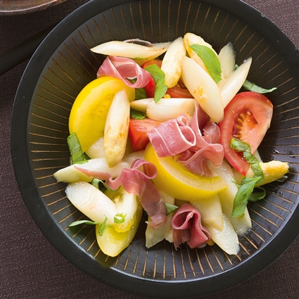 Spargel-Basilikum-Salat