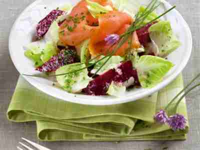 Rote-Bete-Salat mit Lachs
