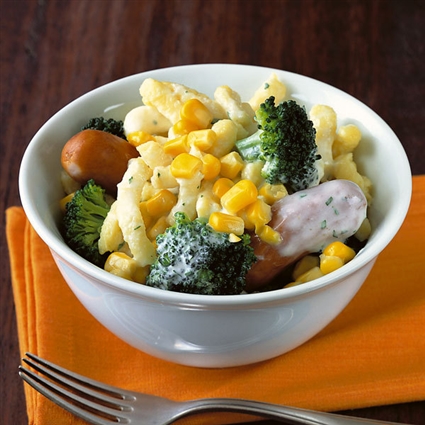 Bunter Spätzlesalat