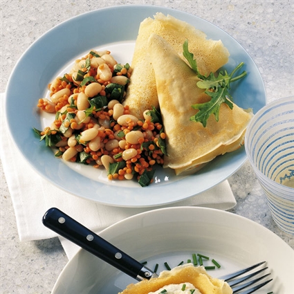 Pfannkuchen mit Bohnen und Linsen
