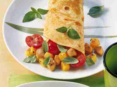 Pfannkuchen mit Mango-Huhn
