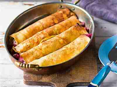 Crespelle mit Himbeeren