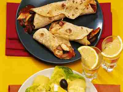 Tortillas mit Chilifüllung
