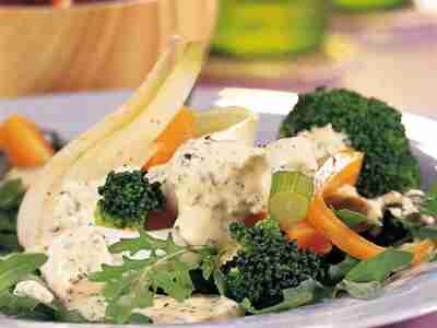 Gemüsesalat mit Senfsahne