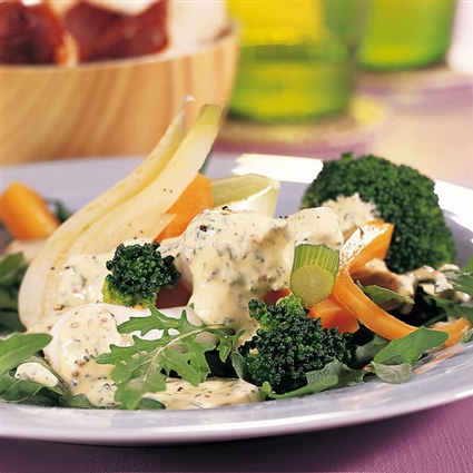 Gemüsesalat mit Senfsahne