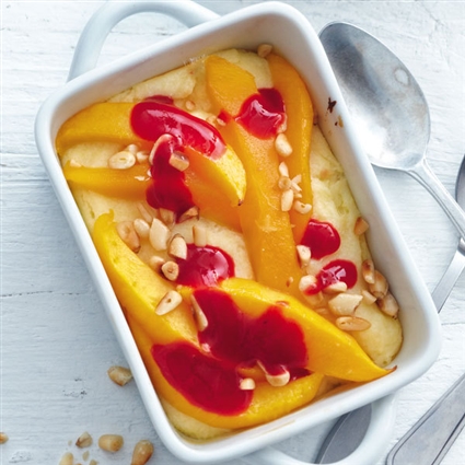 Kerniger Mango-Joghurt-Grieß