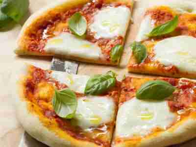 Basispizza Margherita
