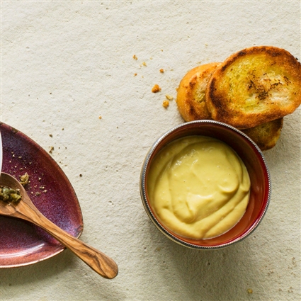 Aioli mit hochwertigem Olivenöl