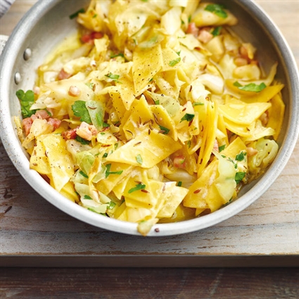 Krautfleckerl mit Speck