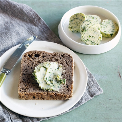 Kräuterbutter-Rolle