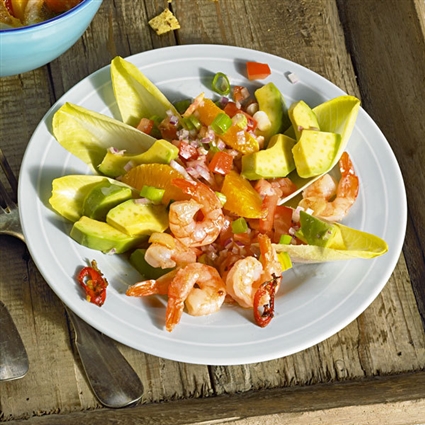 Avocadosalat mit Chili-Garnelen