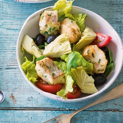 Fischwürfel-Salat