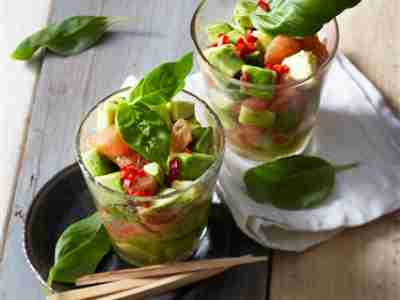 Avocado-Grapefruit-Salat mit Basilikum