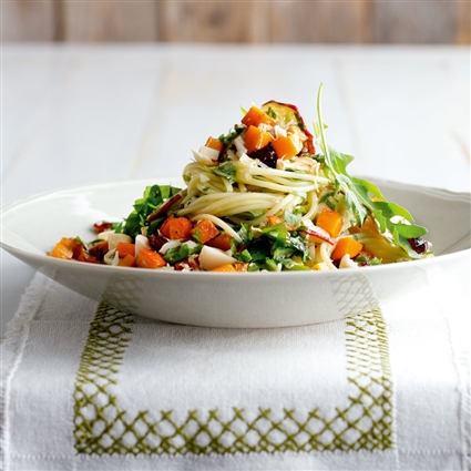 Vegane Kürbispasta mit Rucola-Cranberry-Pesto